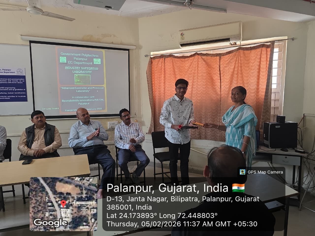Industry-Supported Lab Inauguration: Advanced Controller and Processor Laboratory (3)